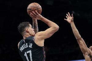 打得好！小迈克尔&middot;波特上半场12投6中&三分4中2得到18分1板